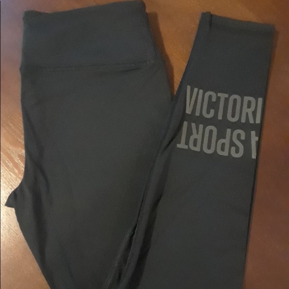 Knockout Tights by Victoria Sport